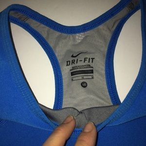 Nike sports bra sz M